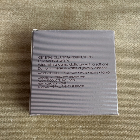 VINTAGE (1989) VERSATILE ELEGANCE FAUX PEARL NECKLACE - Picture 5 of 5